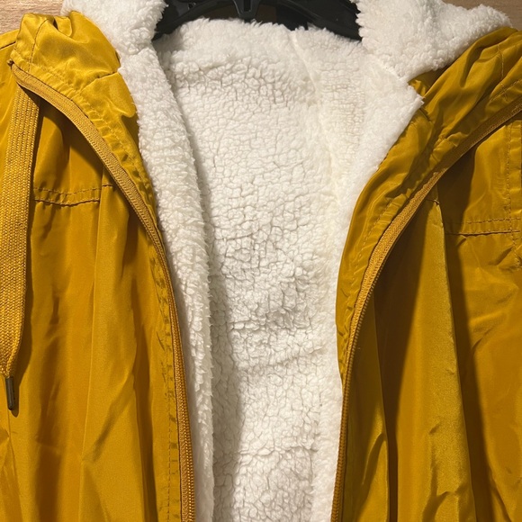 BRAND NEW (Without Tag) Athletic Collection Hooded Drawstring Jacket Size Small - Picture 2 of 3